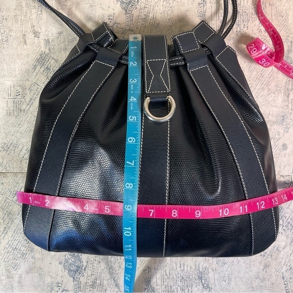 Lancel Paris Elsa bucket bag Leather drawstring shoulder bag - Picture 15 of 16